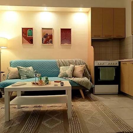 Helens Cozy Escape Неа-Миханиона