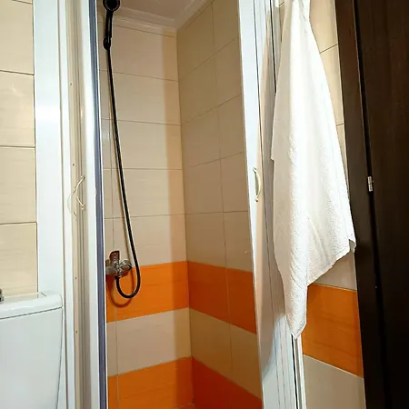 Helens Cozy Escape Апартаменты Неа-Миханиона